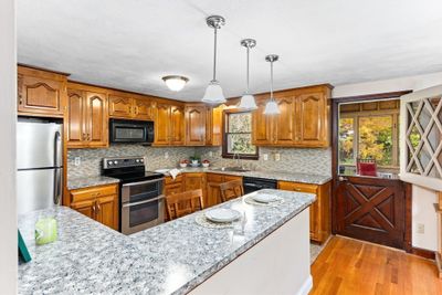 20 Old Coach Rd, House other with 4 bedrooms, 4 bathrooms and 4 parking in Norfolk MA | Image 3