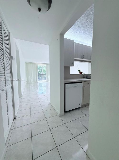 apt-206-10835 Sw 112th Ave, Miami, FL, 33176-3204 | Card Image