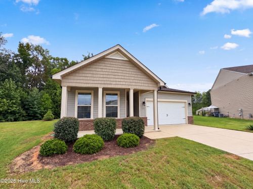 404 Golden Villas Dr, Rocky Mount, NC, 27804-5930 | Card Image