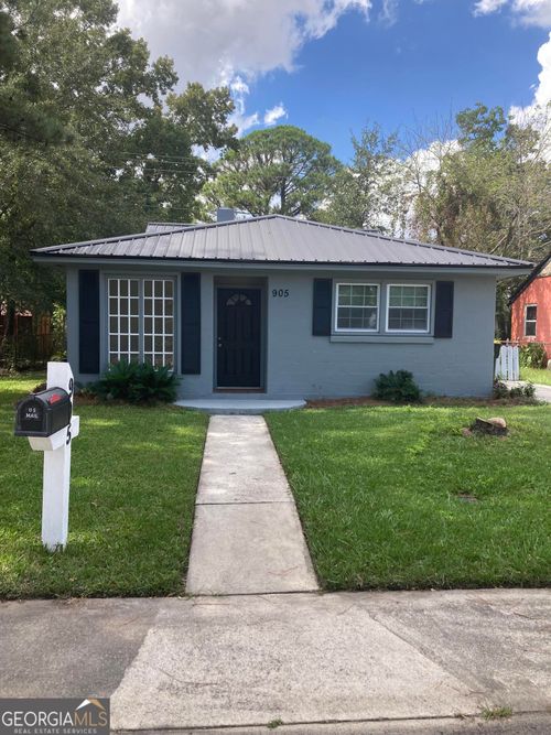 905 Cubbedge St, Savannah, GA, 31415-3164 | Card Image