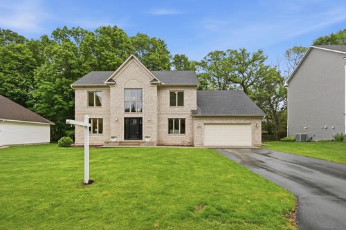 2037 Boulder Rd, Chanhassen, MN, 55317-7407 | Card Image