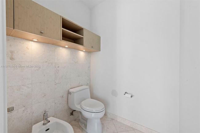 APT-2201 - 900 Brickell Key Blvd, Condo with 3 bedrooms, 4 bathrooms and null parking in Miami FL | Image 16