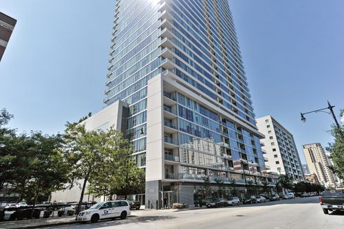 1601-1720 S Michigan Ave, Chicago, IL, 60616-4848 | Card Image