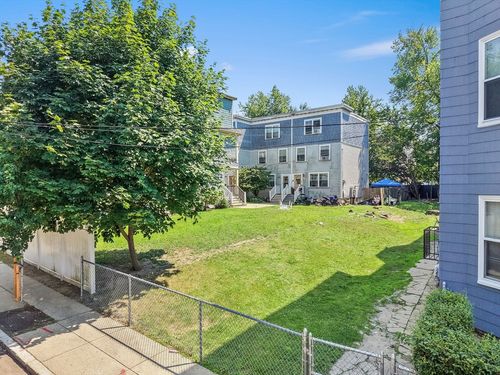 34 Cobden St, Boston, MA, 02119-1304 | Card Image