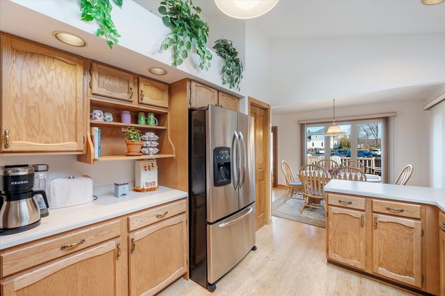 1144 W Trinity Dr, House other with 3 bedrooms, 4 bathrooms and 2 parking in ADDISON IL | Image 16