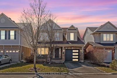 900 Mcneil Dr, House other with 4 bedrooms, 3 bathrooms and 3 parking in Milton ON | Image 1