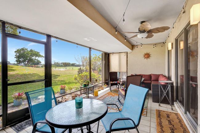 6700 Versailles Ct, Condo with 3 bedrooms, 3 bathrooms and null parking in Lake Worth FL | Image 40