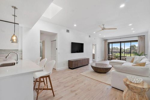 304-7508 La Paz Blvd, Boca Raton, FL, 33433-6057 | Card Image