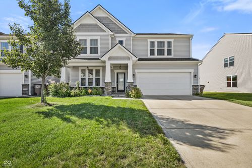 2361 Creek Bank Dr, Columbus, IN, 47201-1486 | Card Image