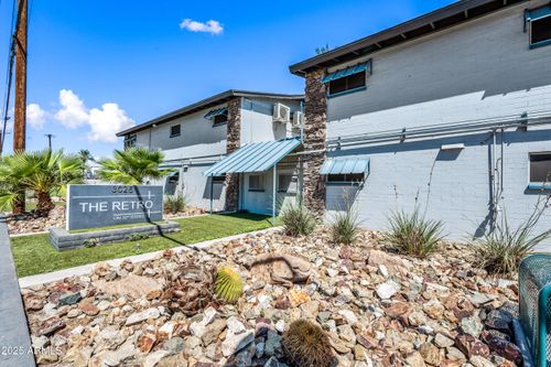 53-3025 N 32nd St, Phoenix, AZ, 85018-6860 | Card Image