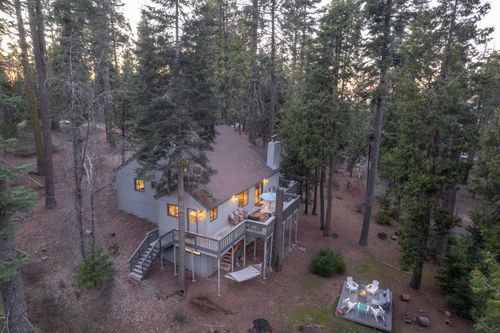 39095 Ridge Rd, Shaver Lake, CA, 93664-9608 | Card Image