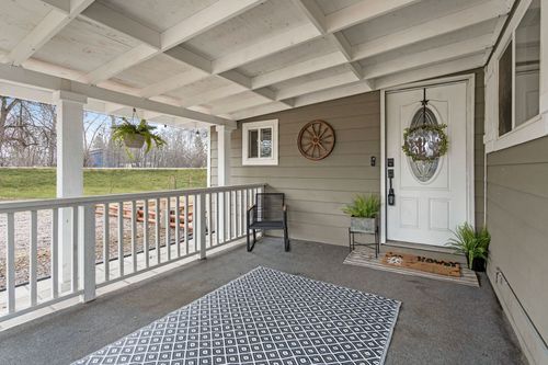386 Willow Glen Dr, Kalispell, MT, 59901-5124 | Card Image