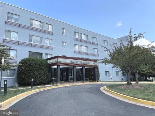 210-3601 5th St S, ARLINGTON, VA, 22204-1643 | Card Image