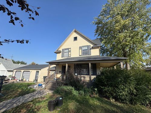 210 Delaware Ave, Adrian, MN, 56110-1004 | Card Image