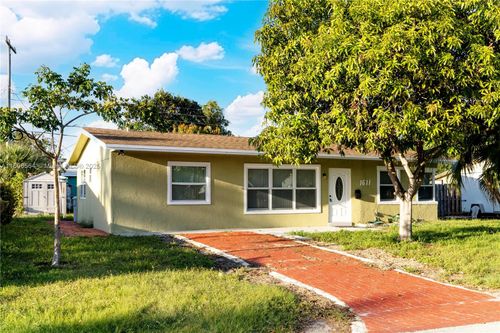 1611 Ne 32nd Pl, Pompano Beach, FL, 33064 | Card Image