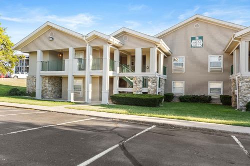 5-120 W Rockford Dr, Branson, MO, 65616-8382 | Card Image