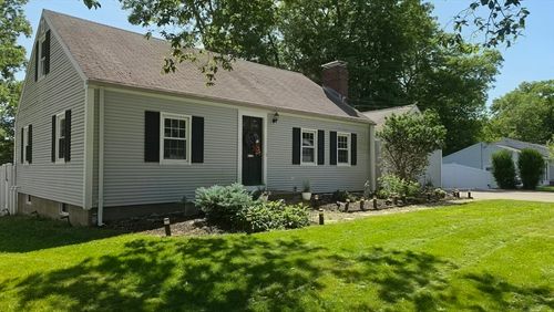 25 Moynihan Rd, South Hamilton, MA, 01982-1610 | Card Image
