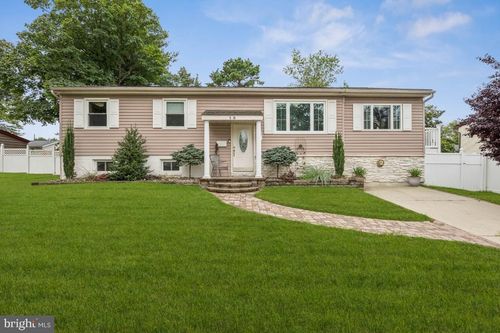 13 Ridgewood Rd, GIBBSBORO, NJ, 08026-1419 | Card Image