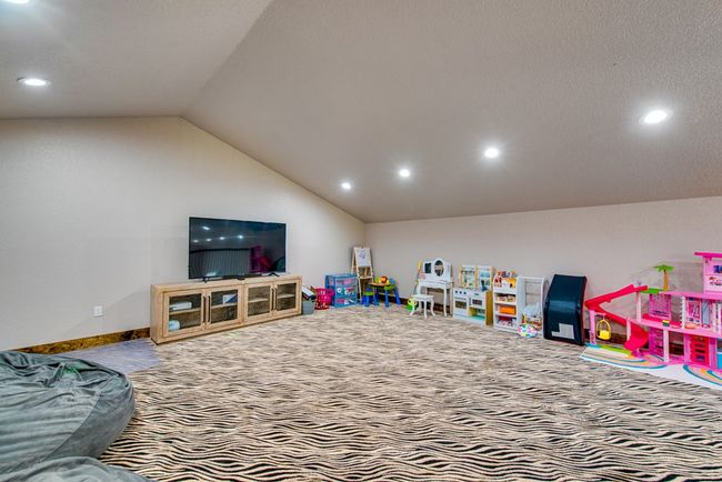 10408 E Midway Rd, House other with 4 bedrooms, 3 bathrooms and 4 parking in Big Spring TX | Image 16