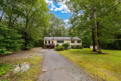 74 Pinebrook Rd, Colchester, CT, 06415-2411 | Card Image