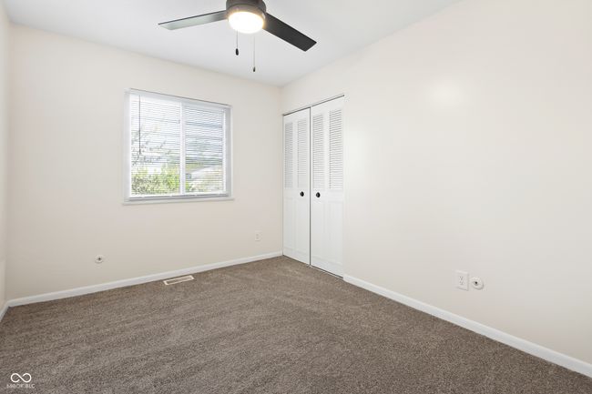 6026 Oakbrook Ln, Condo with 3 bedrooms, 2 bathrooms and null parking in Indianapolis IN | Image 17