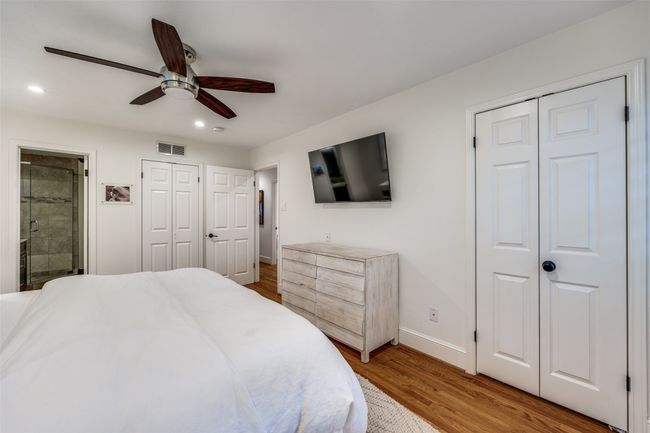 7727 La Avenida Dr, House other with 3 bedrooms, 3 bathrooms and null parking in Dallas TX | Image 19
