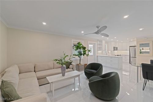 603 12th Ave S, NAPLES, FL, 34102-8033 | Card Image