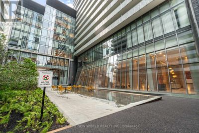 2311 - 50 Charles St E, Condo with 0 bedrooms, 1 bathrooms and null parking in Toronto ON | Image 3