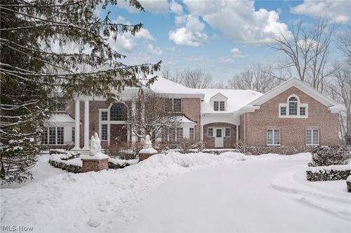 2140 County Line Rd, Gates Mills, OH, 44040-9776 | Card Image