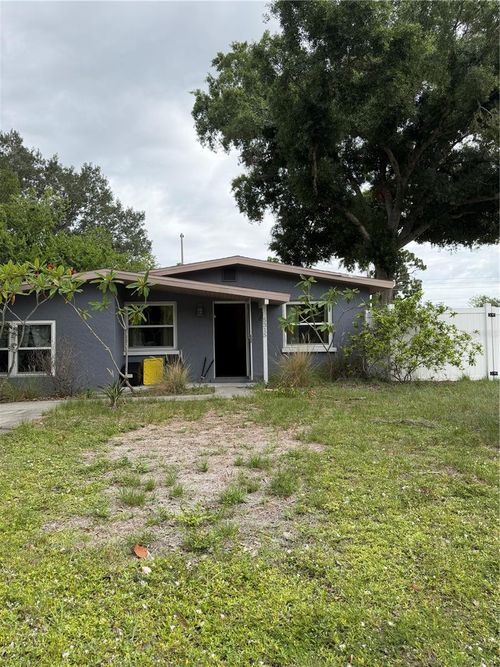 5315 Mesa Way, SARASOTA, FL, 34233-3746 | Card Image