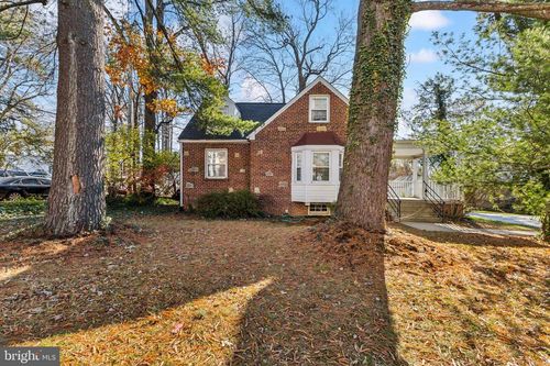 201 S West Street, FALLS CHURCH, VA, 22046 | Card Image