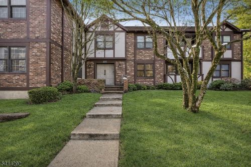 c-10 Heritage Dr, Chatham Twp, NJ, 07928-2966 | Card Image
