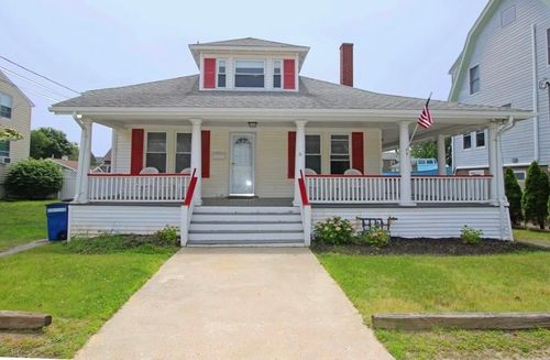 2-6 Warren St, Hull, MA, 02045-2313 | Card Image
