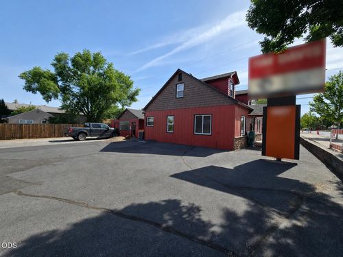 1427 Sw Highland Avenue, Redmond, OR, 97756 | Card Image