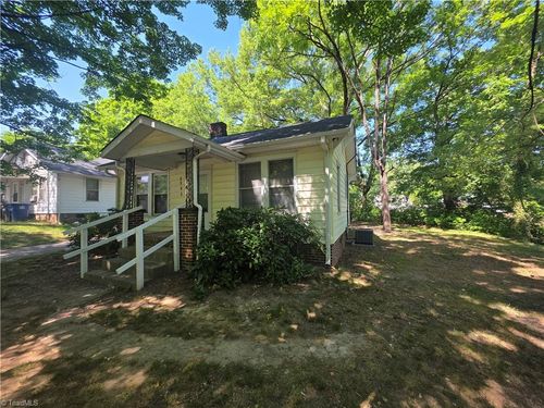 4438 Stowe Street, Winston Salem, NC, 27105 | Card Image