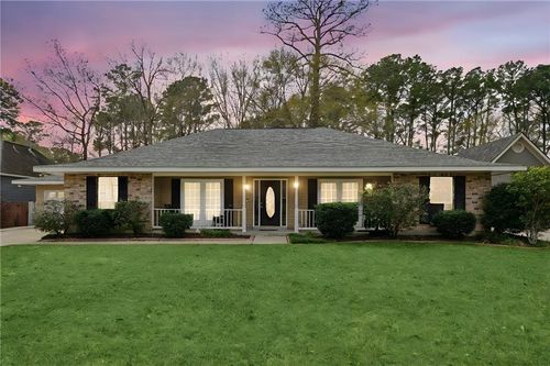 105 Oak Leaf Dr, Slidell, LA, 70461-5007 | Card Image