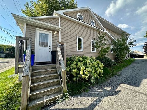 20480 Leslie St, Queensville, ON, L0G1R0 | Card Image