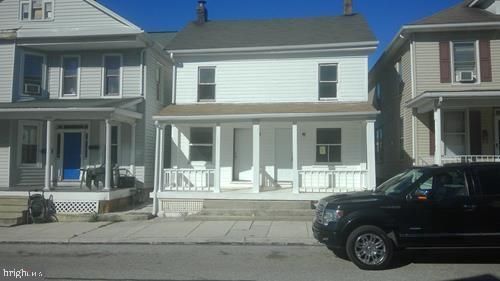202 2nd Ave, HANOVER, PA, 17331-3638 | Card Image
