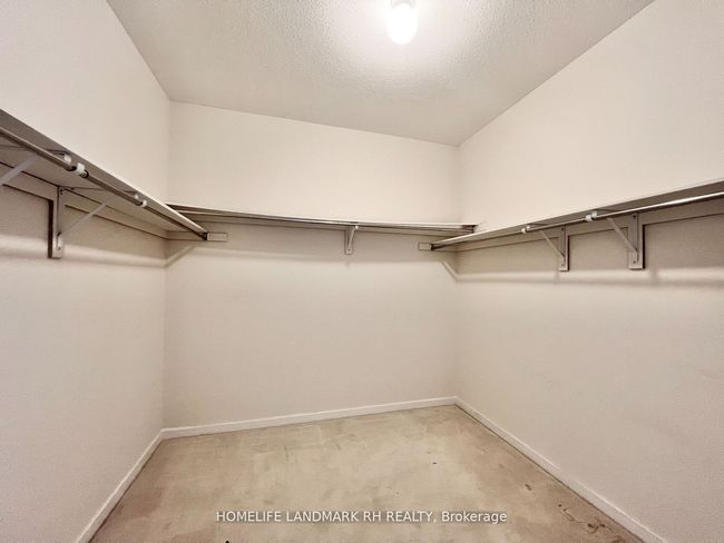 28 Elyse Crt, House attached with 4 bedrooms, 3 bathrooms and 2 parking in Aurora ON | Image 20