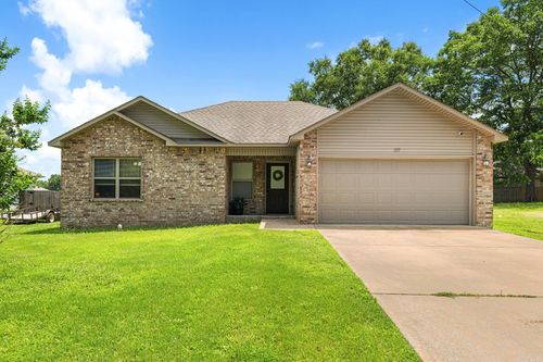 253 Brewer St, Ward, AR, 72176-8024 | Card Image