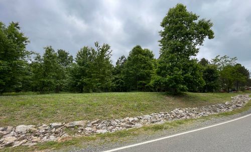 275 Lookout View Dr, Jasper, TN, 37347-1005 | Card Image
