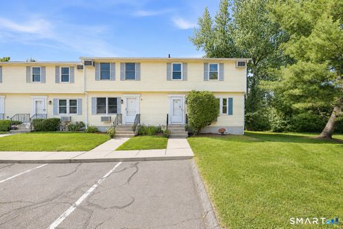 28-1 Maple St, Ellington, CT, 06029-3337 | Card Image