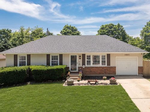 16601 E 41st St S, Independence, MO, 64055-4029 | Card Image