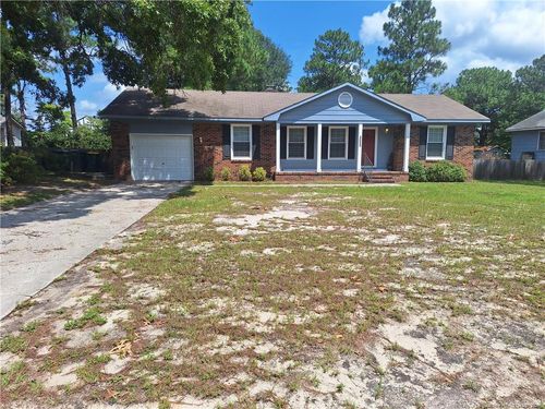 3752 Masters Dr, Hope Mills, NC, 28348-2269 | Card Image