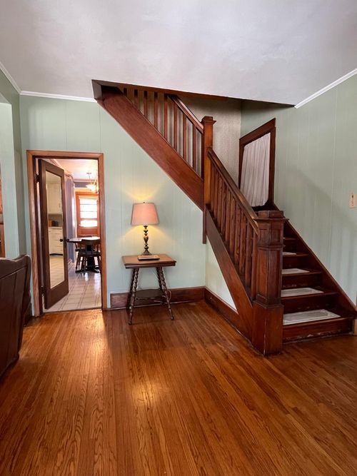 303 N Lincoln Ave, Graettinger, IA, 51342-1022 | Card Image