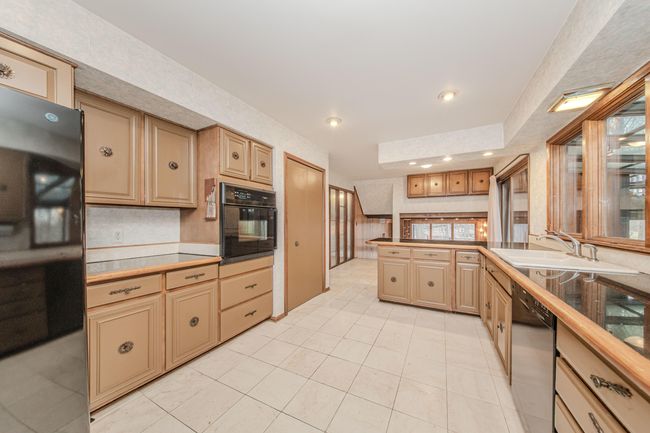 4710 Cove Rd, House other with 4 bedrooms, 4 bathrooms and null parking in West Bloomfield MI | Image 23