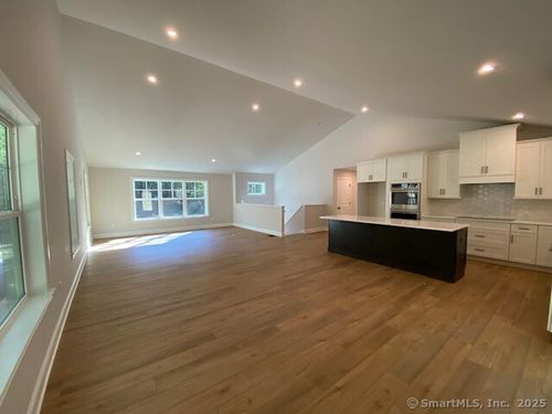 919 Strongtown Rd, Southbury, CT, 06488-2452 | Card Image