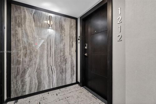 apt-1212-11 Island Ave, Miami Beach, FL, 33139-1326 | Card Image