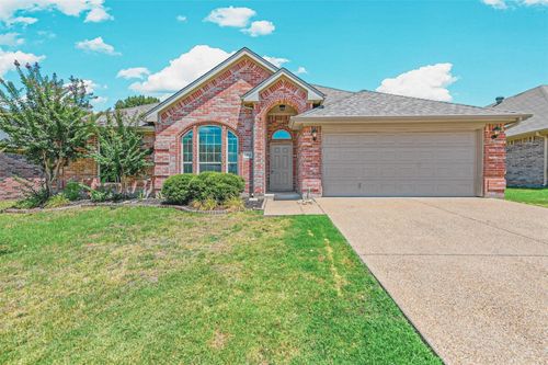 223 Carriage Dr, Willow Park, TX, 76087-3124 | Card Image