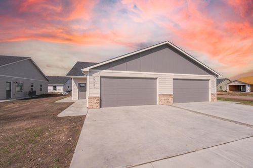 17121 W Kashmir St, Goddard, KS, 67052 | Card Image
